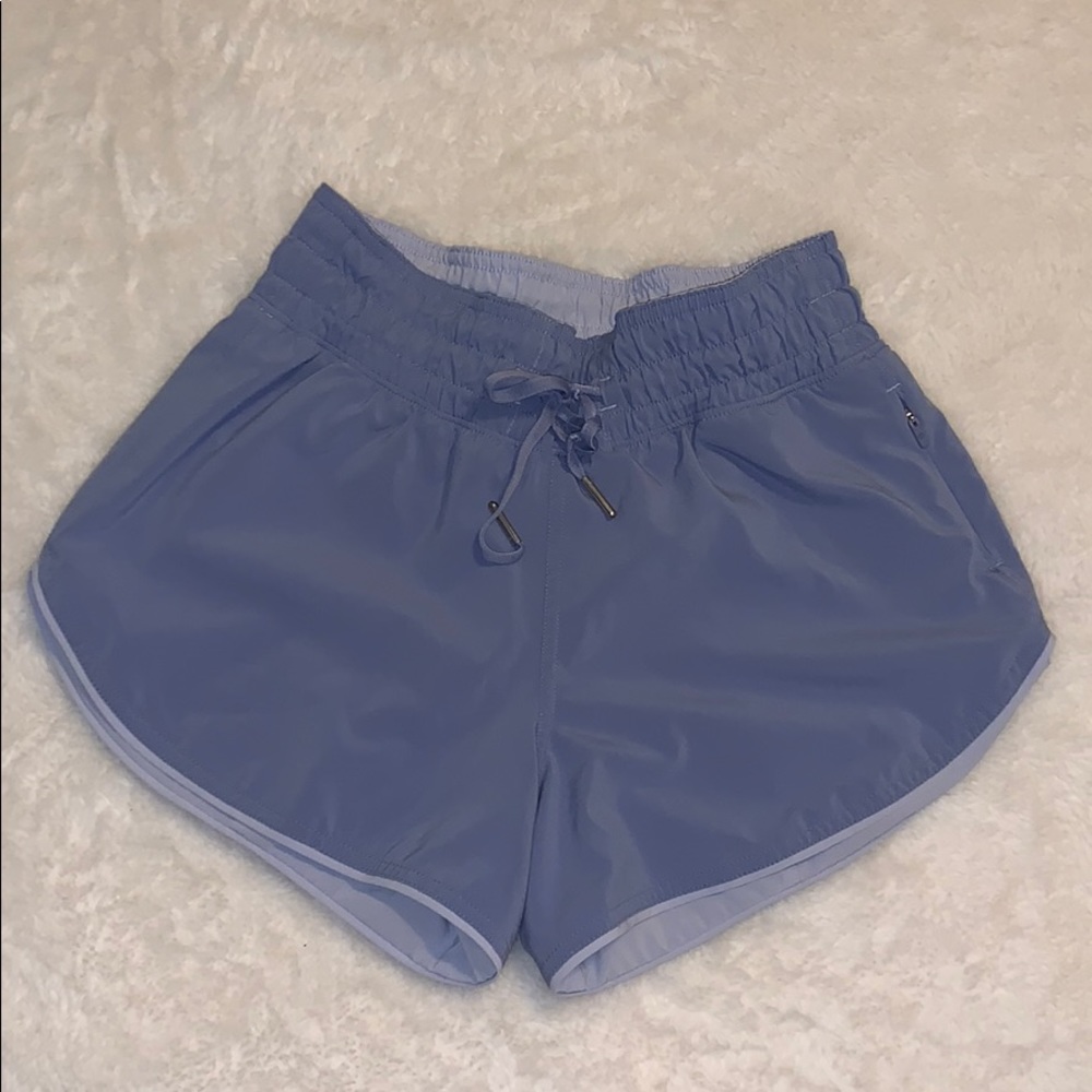 Lululemon Reversible shorts 3”